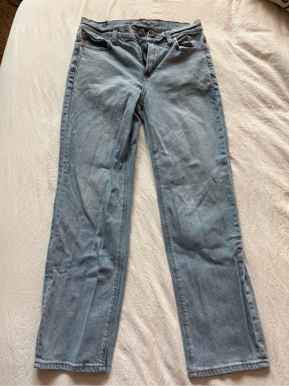 American Eagle Women’s Light Blue Straight Leg Jeans